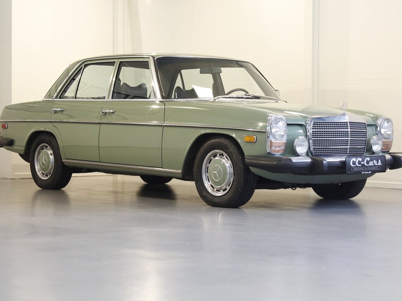 Mercedes 280 / 8 Automatic - as new