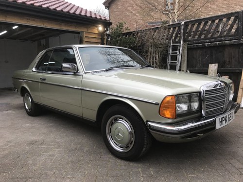 Stunning Mercedes 230c Pillar Less Coupe 1979 For Sale
