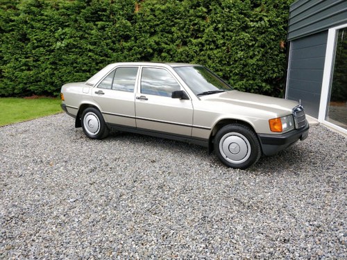 1985 Unbelievable 9000 mile, U.K. registered, Mercedes 190E 2.0 In vendita
