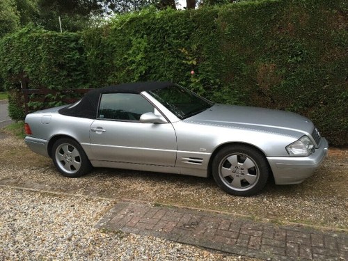 1999 Mercedes SL 320 v6 R129 Sports Convertible. For Sale