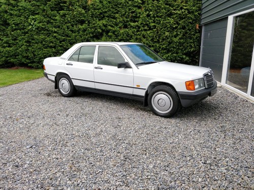 1988 UK registered, Low Mileage, Mercedes 190E 2.0 VENDUTO