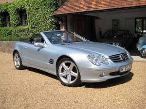 2005 Mercedes Benz SL350 With Just 16,000 Miles From New (picture 1 of 6)