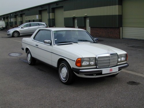 1984 MERCEDES BENZ W123 280ce Coupe - LHD - Ex Japan - Just 56k! For Sale