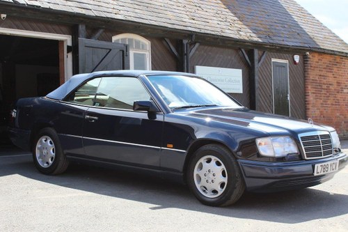 1993/L MERCEDES E320 CABRIOLET 5SPD AUTO BLUE VERKOCHT