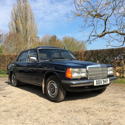 1983 Mercedes W123 300D Manual 5 Speed For Sale
