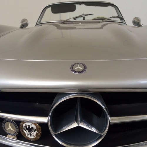 1957 300 SL Roadster in very good condition For Sale