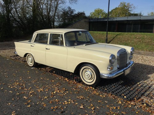 1967 Mercedes-Benz W110 For Sale