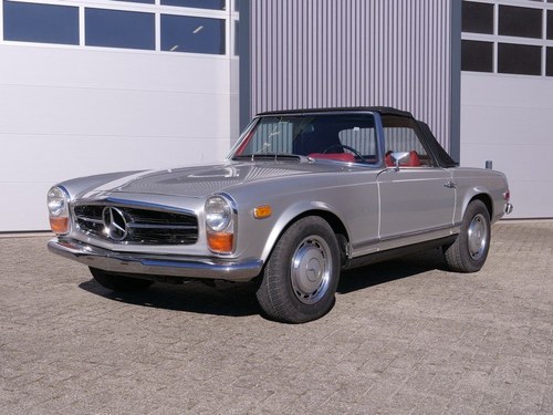 1969 Mercedes Benz 280SL Pagode Manual For Sale