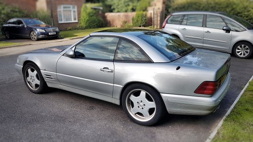 1999 Mercedes SL280 V6, Panoramic Roof, Low miles For Sale