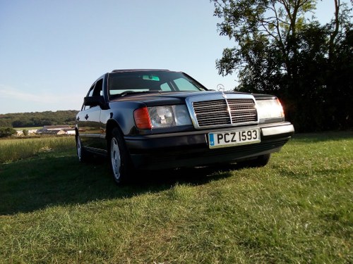 1988 Mercedes W124 230 automatic  For Sale