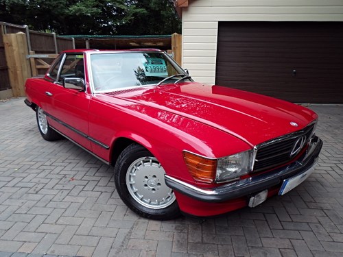1983 Mercedes sl 500 r107 model In vendita