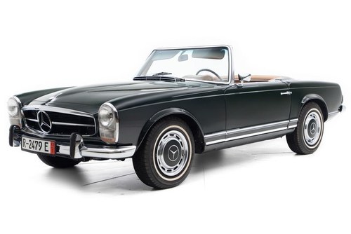 1969 Mercedes 280SL Convertible Pagoda Restored Green 2.9k miles  For Sale
