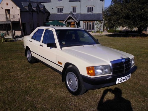 1985 Mercedes 190E 5speed SOLD