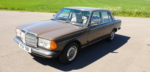 1977 Mercedes-Benz 230 Automatic For Sale by Auction