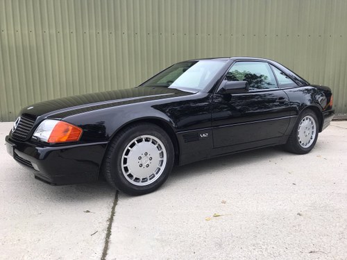 1993 Mercedes 600 SL Roadster ex Royal collection only 935Km RHD VENDUTO