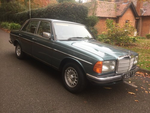1983 Mercedes 280E 4 door Very reliable car For Sale