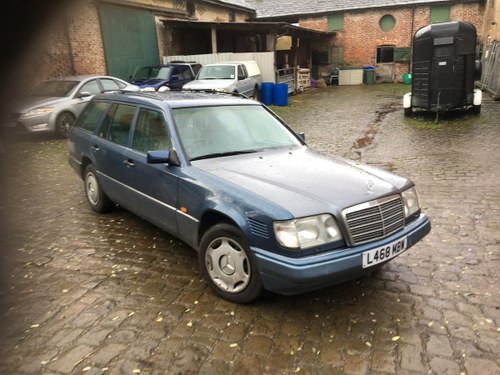 1994 Mercedes E300 W124 Automatic 7 seater For Sale