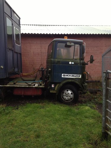 1983 Mercedes 813 Horse box trailer and unit For Sale