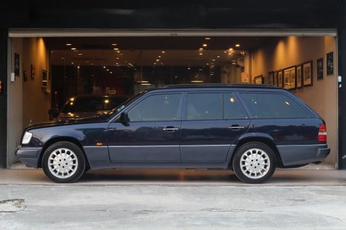 1990 Mercedes 300