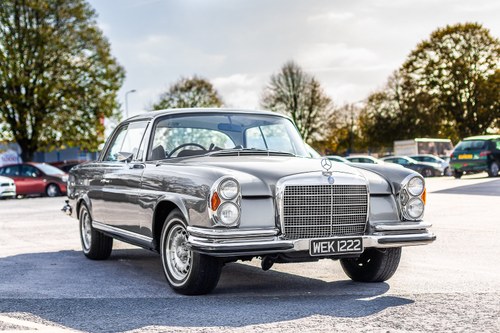 1970 Mercedes-Benz 280 SE W111 in Silver by Hemmels For Sale