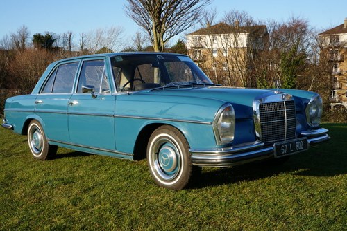 1967 Mercedes 250SE automatic power steering  For Sale