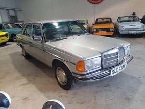 1982 Mercedes Benz 200 - 1 Owner 75k In vendita