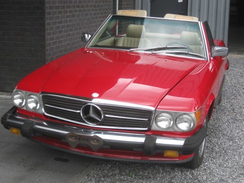 Mercedes sl 560 cabrio last model 107 ! 1989 bobby Ewing  In vendita