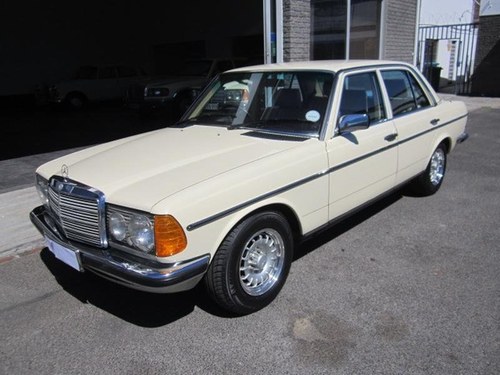 1984 Mercedes W123 200 Auto RHD only 35,000 Miles For Sale