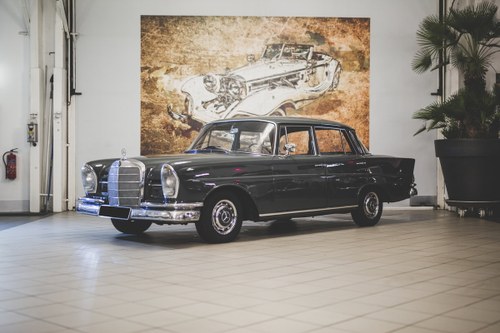 1963 Mercedes-Benz 220 SE Berline   For Sale by Auction