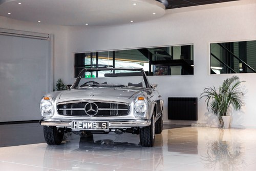 1968 Mercedes-Benz 280 SL Pagoda in Silver by Hemmels For Sale