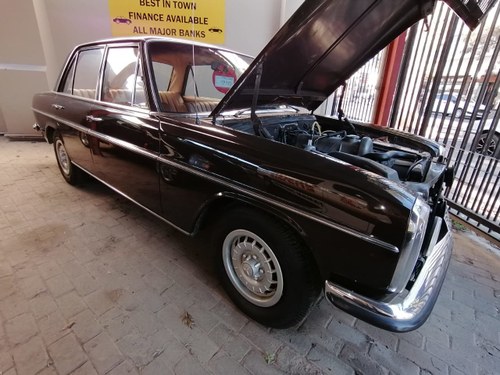 1970 Mercedes Benz 200 For Sale