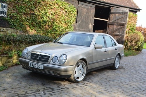 2000 Mercedes-Benz E300 Elegance TD In vendita all'asta