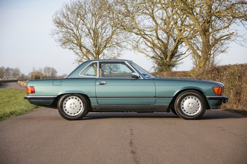 1987 Mercedes-Benz 560SL (R107) Euro Spec USA Car Beautiful VERKAUFT