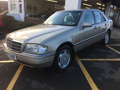 1995 STUNNING! Mercedes C280 Elegance Automatic. Only 59000mls In vendita