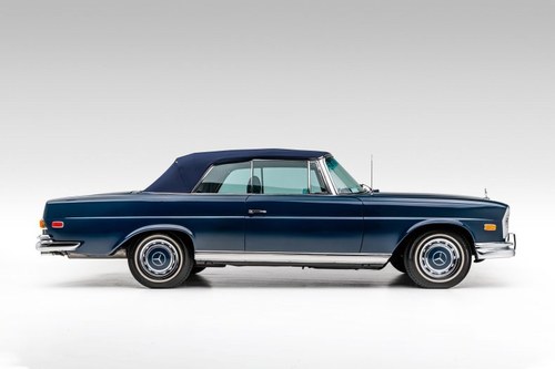1969 Mercedes 280SE Cabriolet Rare 1 of 1,390 All Navy $159. Kaufen Bei