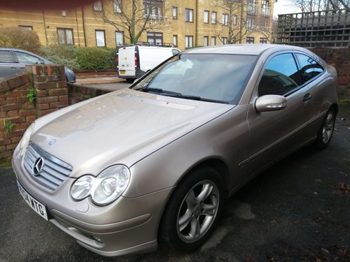 2004 MERCEDES-BENZ C180 KOMPRESSOR SPECIAL EDITION For Sale by Auction