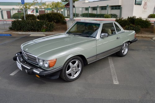 1987 Mercedes 560SL SOLD