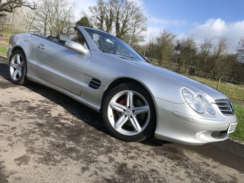2004 Mercedes SL500**Stunning car with fsh**pan roof** In vendita