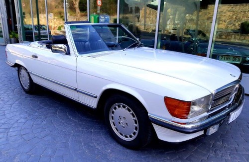 Mercedes-Benz 300SL R107 1988 In vendita