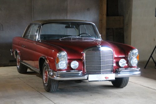 1969 Mercedes Benz 280 SE Coupe W111 / 1 owner from new  For Sale