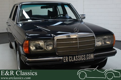 Mercedes-Benz 250 W123 Sedan 1978 Only 52.742 km For Sale