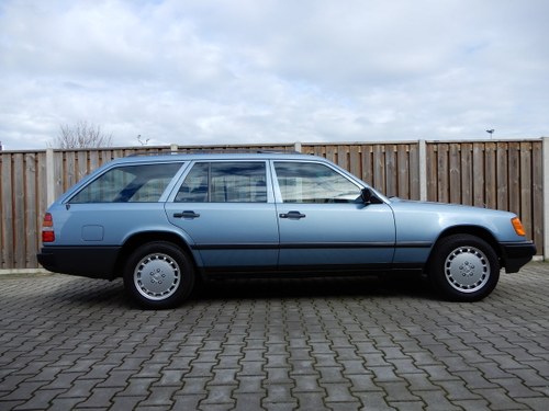 1986 Mercedes 300TE Aut Collection quality For Sale