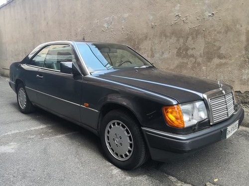 1991 MERCEDES 200 CE AUTOMATIC, ONE OWNER SERVICE BOOK 4900 EURO For Sale