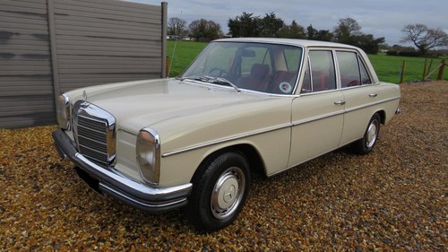 1972 Mercedes 220 For Sale