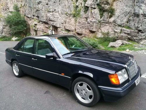 1993 Mercedes W124 250D  For Sale