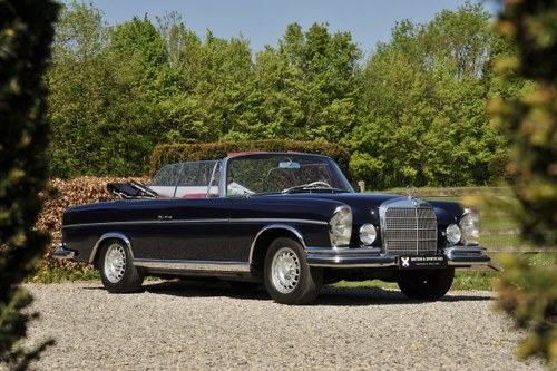 1964 Mercedes-Benz 300SE Cabriolet For Sale