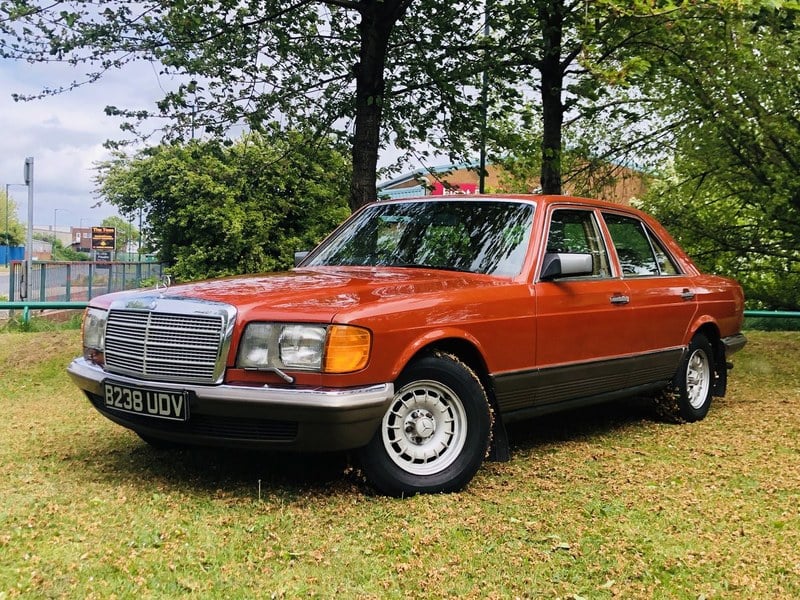 1984 MERCEDES-BENZ W126 500SE - ONLY 46000 MILES, STUNNING