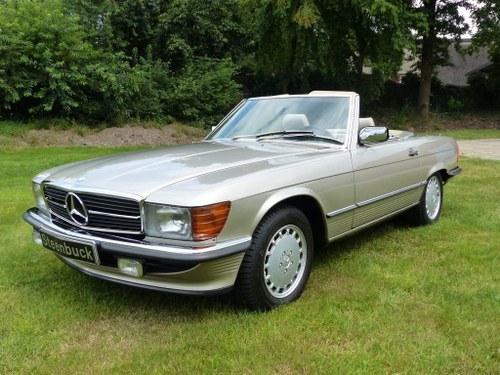 1986 Mercedes-Benz 300 SL - well-kept and very elegant For Sale