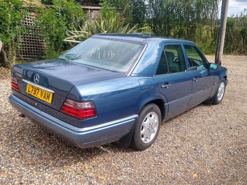 1993 Mercedes E220 Auto (W124) for auction 16th -17th July For Sale by Auction