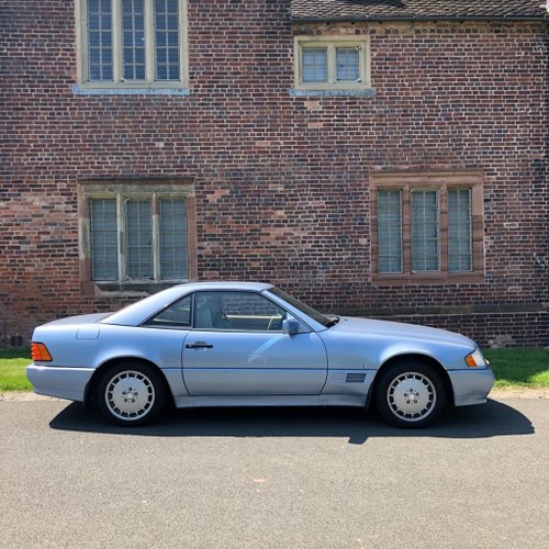 1991 Mercedes-Benz SL300, R129 with FSH & a new MOT For Sale